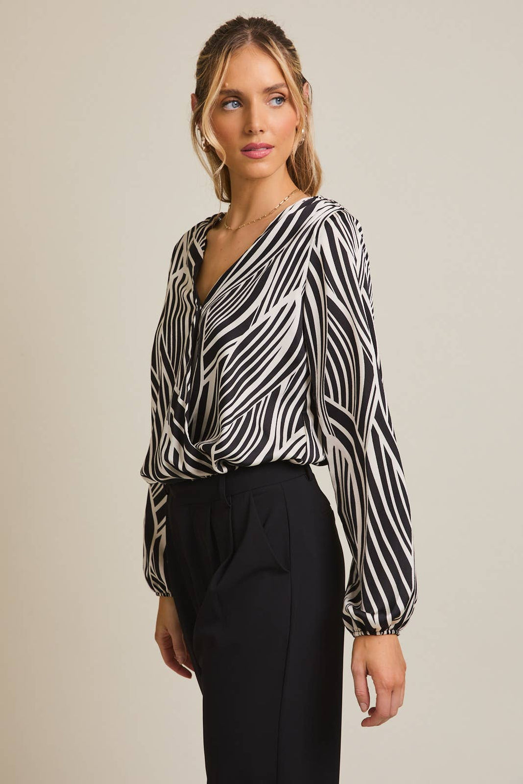 JALISA ABSTRACT SURPLICE BODYSUIT IN WHITE/BLACK-bodysuits-MODE-Couture-Boutique-Womens-Clothing
