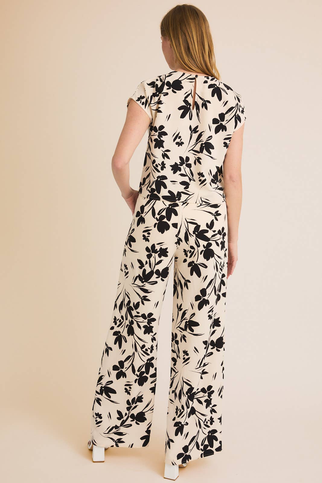MONROE FLORAL TOP IN CREAM & BLACK-JUMPSUIT-MODE-Couture-Boutique-Womens-Clothing