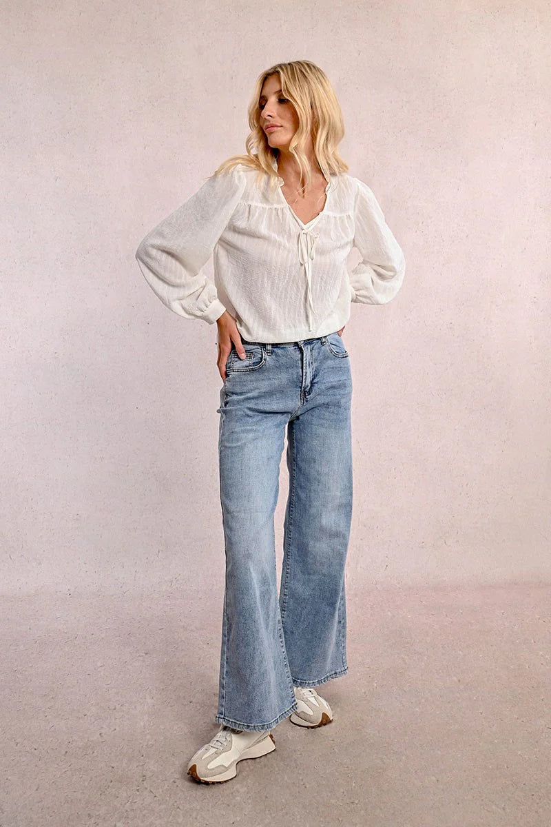 CALLIE HIGH WAIST WIDE LEG JEAN IN LIGHT WASH-Jeans-MODE-Couture-Boutique-Womens-Clothing