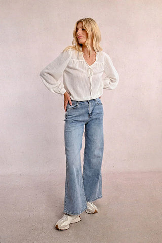 CALLIE HIGH WAIST WIDE LEG JEAN IN LIGHT WASH-Jeans-MODE-Couture-Boutique-Womens-Clothing