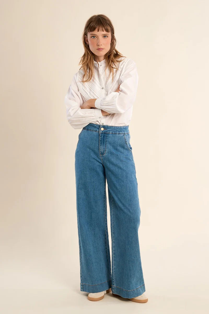EVERYDAY EASE WIDE LEG DENIM IN LIGHT BLUE-Jeans-MODE-Couture-Boutique-Womens-Clothing