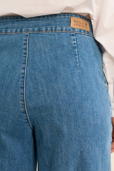 EVERYDAY EASE WIDE LEG DENIM IN LIGHT BLUE-Jeans-MODE-Couture-Boutique-Womens-Clothing