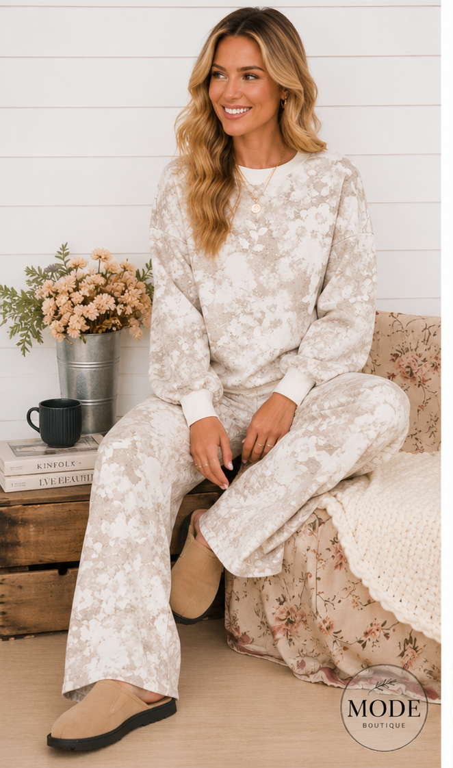 UNPHAZED FLORAL PATTERN BOXY MINERAL WASH CREW NECK-Sweatshirt-MODE-Couture-Boutique-Womens-Clothing