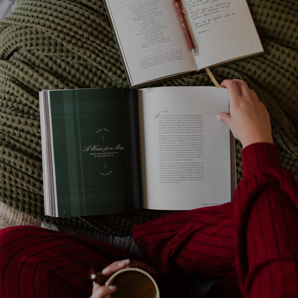 Awakening Wonder | Experiencing the Nearness of Jesus | 2025 Daily Grace Advent Study-MODE-Couture-Boutique-Womens-Clothing