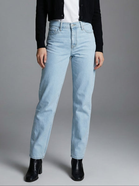 HILARY MID RISE MIDI WIDE LEG JEANS IN LIGHT WASH-Jeans-MODE-Couture-Boutique-Womens-Clothing