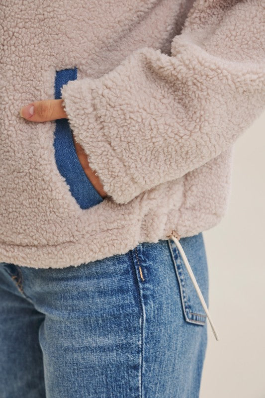 FIRESIDE CHAT SHERPA FLEECE QUARTER ZIP PULLOVER IN CREAM