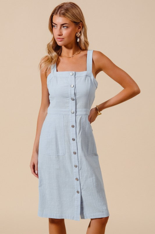 SAYRE BUTTON DOWN FRONT POCKET PINAFORE DRESS IN LIGHT DENIM