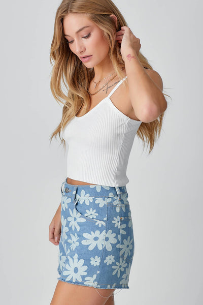 BLOOM DAISY HIGH RISE DENIM SHORTS IN LIGHT-SHORTS-MODE-Couture-Boutique-Womens-Clothing