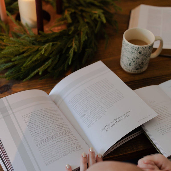 Awakening Wonder | Experiencing the Nearness of Jesus | 2025 Daily Grace Advent Study-MODE-Couture-Boutique-Womens-Clothing