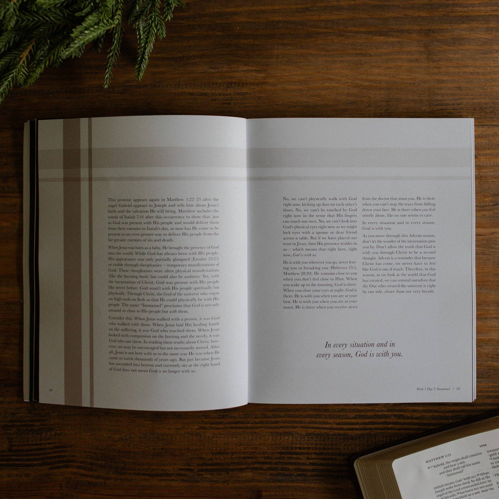 Awakening Wonder | Experiencing the Nearness of Jesus | 2025 Daily Grace Advent Study-MODE-Couture-Boutique-Womens-Clothing