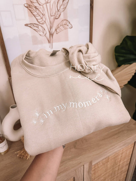 IN MY MOM ERA EMBROIDERED CREWNECK SWEATSHIRT IN SAND-MODE-Couture-Boutique-Womens-Clothing