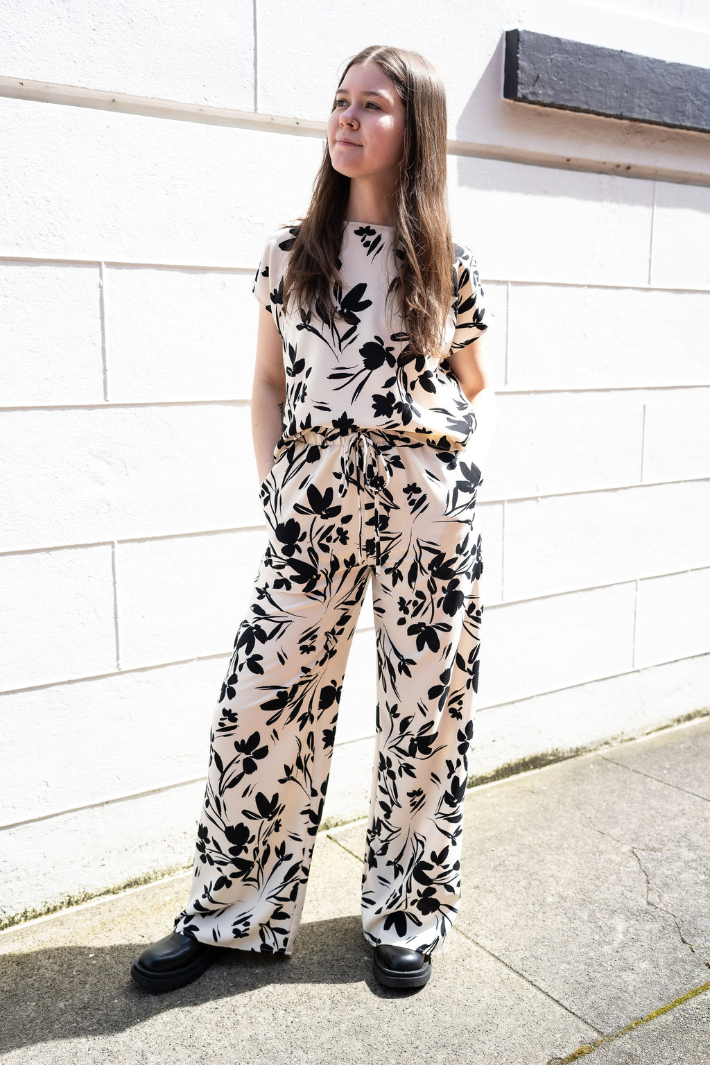 MONROE FLORAL TOP IN CREAM & BLACK-JUMPSUIT-MODE-Couture-Boutique-Womens-Clothing