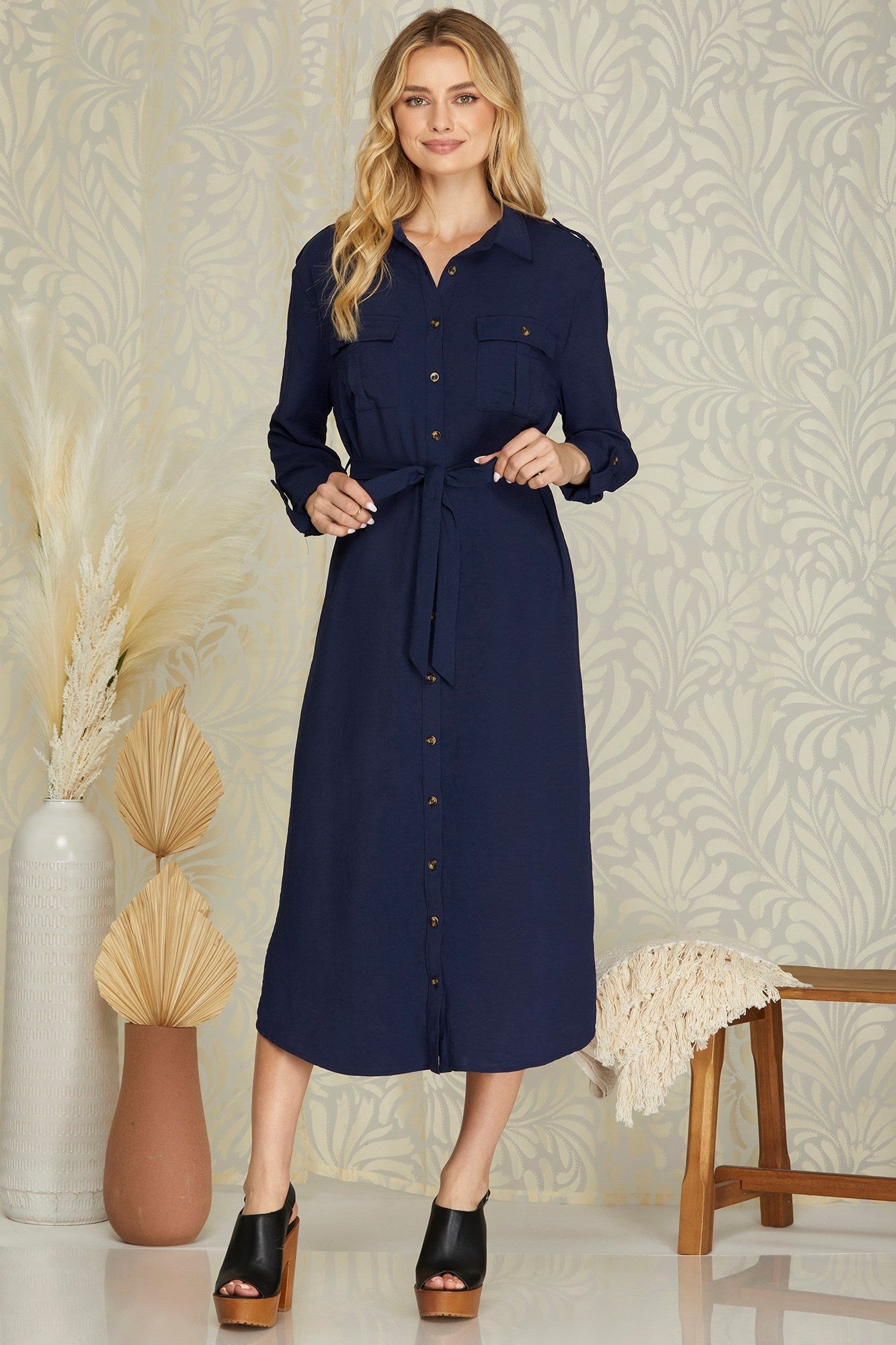 CATCHING A RED EYE BUTTON DOWN DRESS IN NAVY-Dresses-MODE-Couture-Boutique-Womens-Clothing