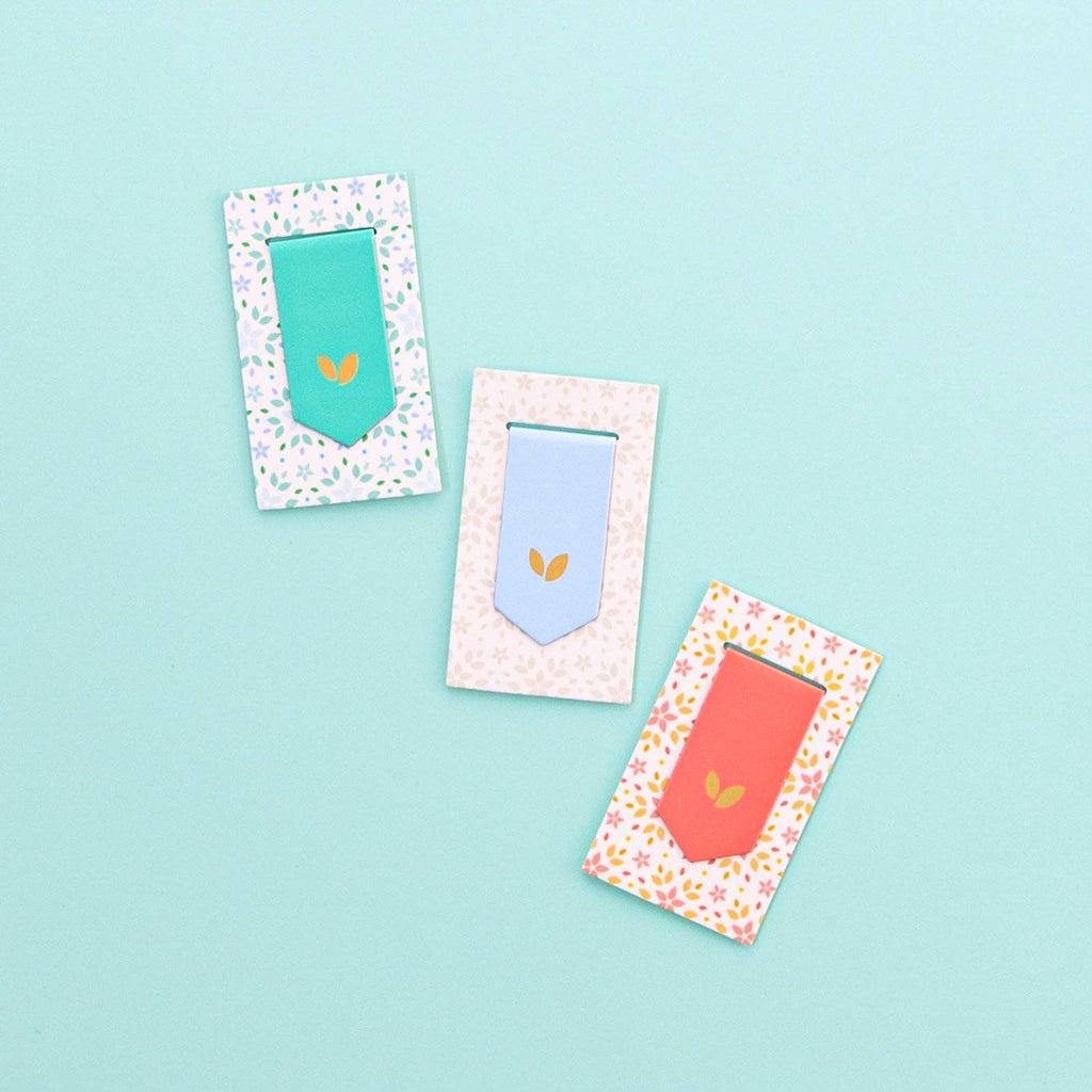MAGNETIC PAGE MARKER IN LIGHT BLUE-PLANNER ACCESSORY-MODE-Couture-Boutique-Womens-Clothing