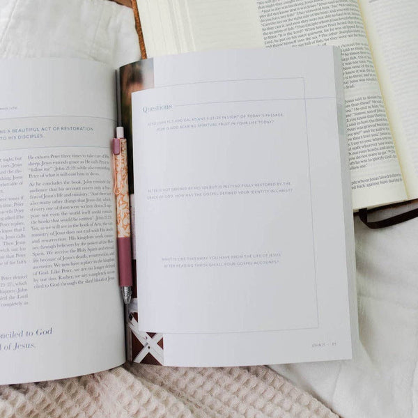 Behold: A Study of the New Testament | Volume 2 | John - Rom-MODE-Couture-Boutique-Womens-Clothing