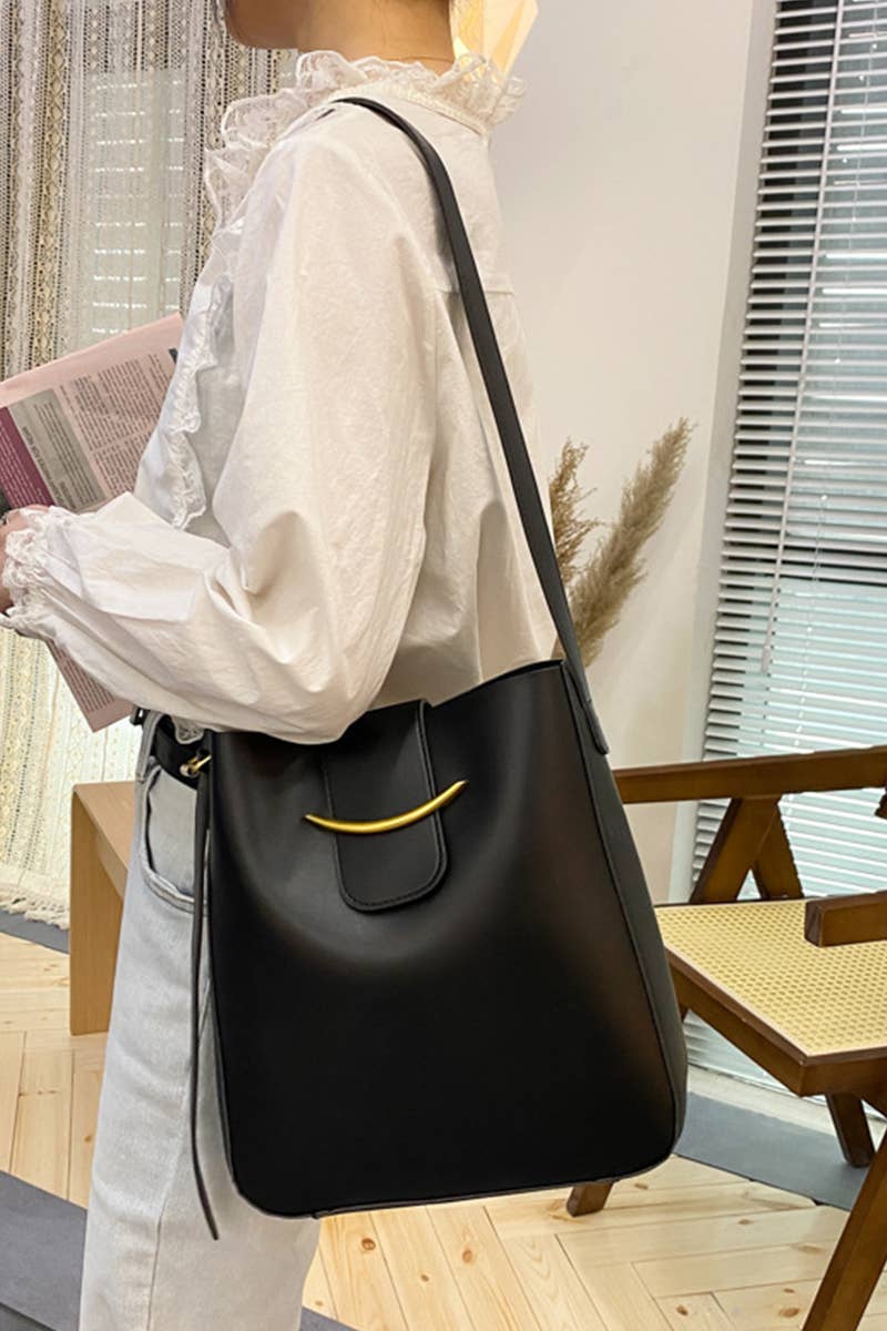 VIV CROSSBODY SHOULDER MESSENGER BAG IN BLACK-BAGS-MODE-Couture-Boutique-Womens-Clothing