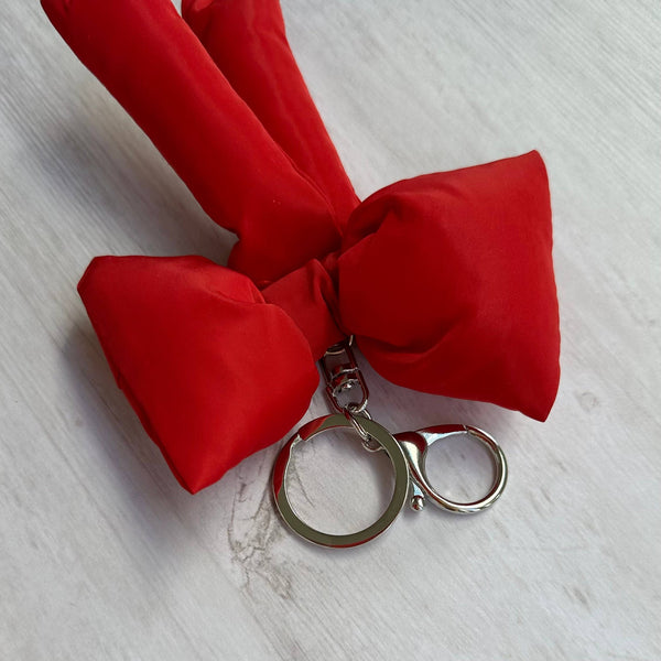 COQUETTE BOW PUFF KEYCHAIN IN RED-KEYCHAIN-MODE-Couture-Boutique-Womens-Clothing