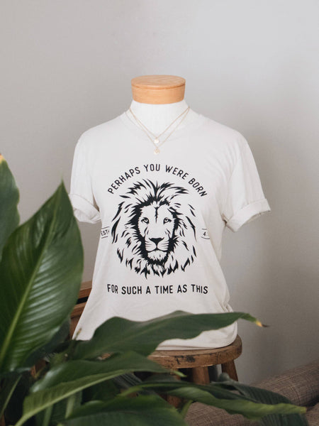 FOR SUCH A TIME AS THIS ESTHER LION GRAPHIC TEE IN LIGHT GRAY-Graphic Tees-MODE-Couture-Boutique-Womens-Clothing