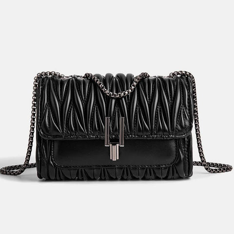 PLEATED CHAIN BAG CROSSBODY BAG IN BLACK-PURSES-MODE-Couture-Boutique-Womens-Clothing