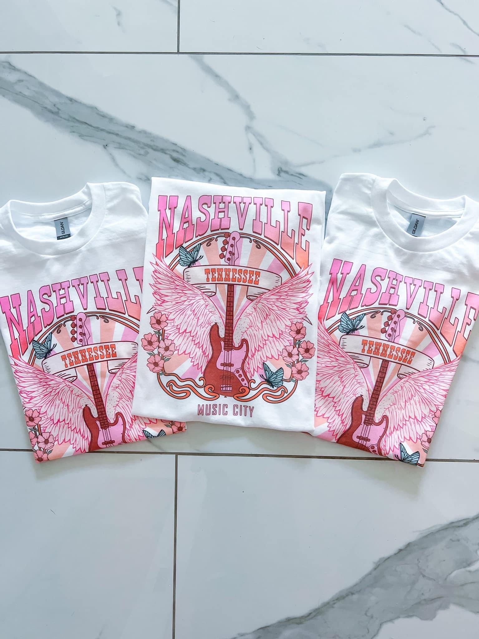 NASHVILLE GUITAR GRAPHIC TEE IN WHITE-MODE-Couture-Boutique-Womens-Clothing