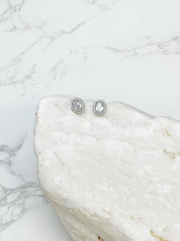 GLITZY HALO OVAL STUD EARRING IN SILVER-EARRINGS-MODE-Couture-Boutique-Womens-Clothing