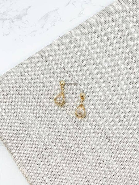 FLORAL CRYSTAL TEARDROP EARRINGS IN GOLD-MODE-Couture-Boutique-Womens-Clothing